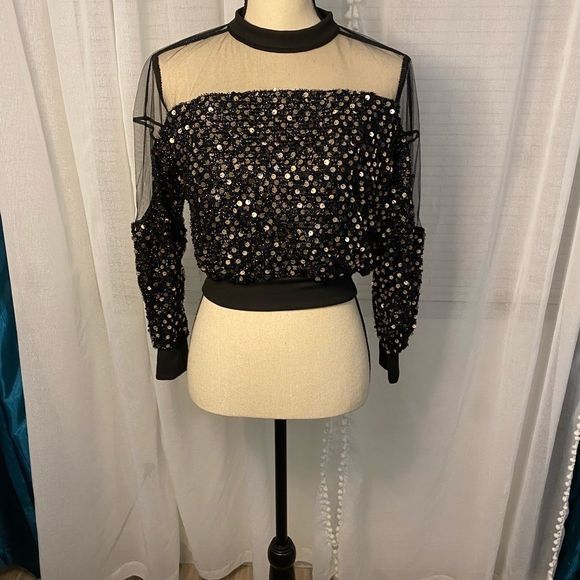 Tops - Beautiful mesh payette top, S
